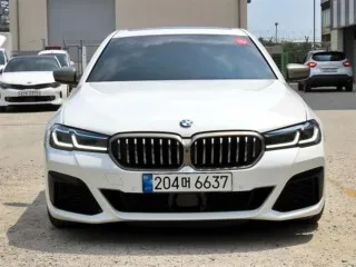 인천중고외제차가격 매물 사진 5 - 5시리즈 (G30) M550i xDrive 2022년 24,741km