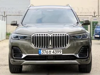 인천중고외제차가격 매물 사진 6 - X7 (G07) xDrive 40i 디자인 퓨어 엑셀런스 6인승 2022년 26,911km
